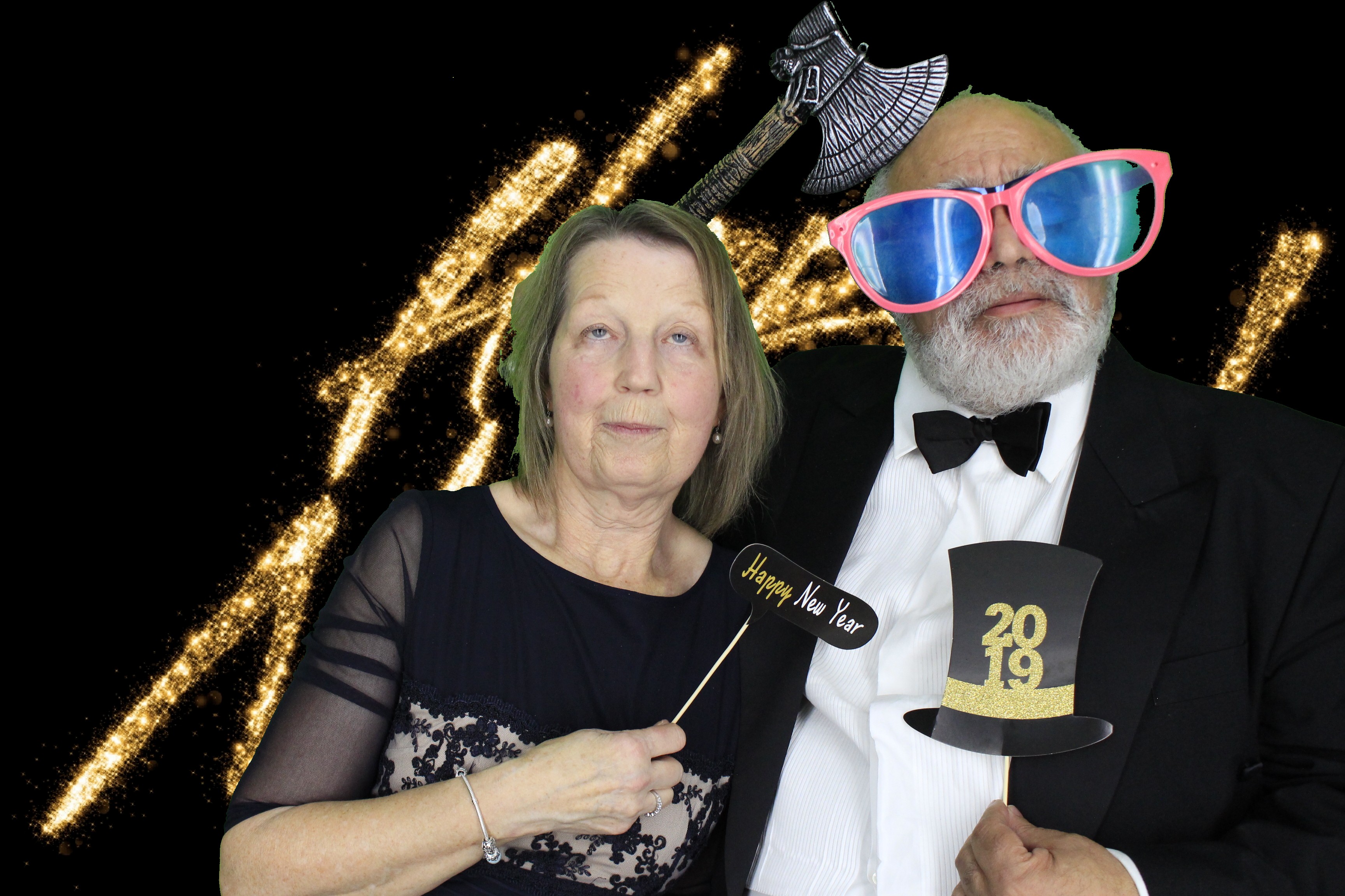 New Years Eve Party Silvermere | View more photos from the event at gallery.myphotoboothexperience.co.uk/u/MyPhotoBoothExperienceLtd/New-Years-Eve-Party-Silvermere